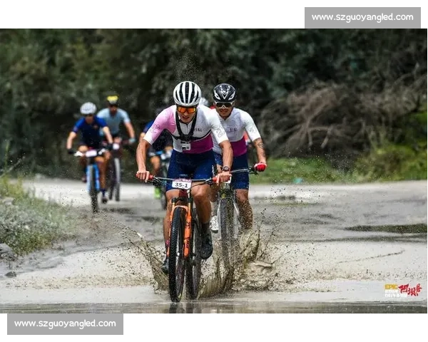 激情四溢的速度与挑战观看自行车比赛后的深刻感悟与思考 激情四溢的速度与挑战观看自行车比赛后的深刻感悟与思考